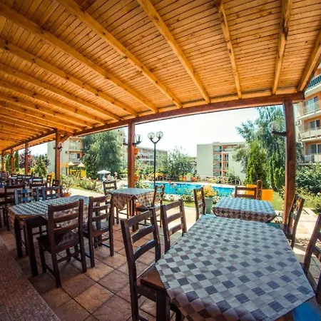 империал форт клуб Апартамент