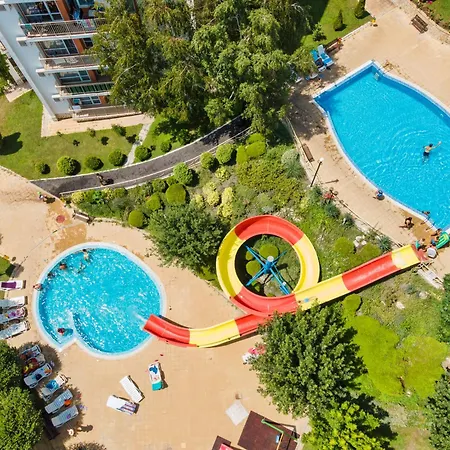 Апартамент империал форт клуб *