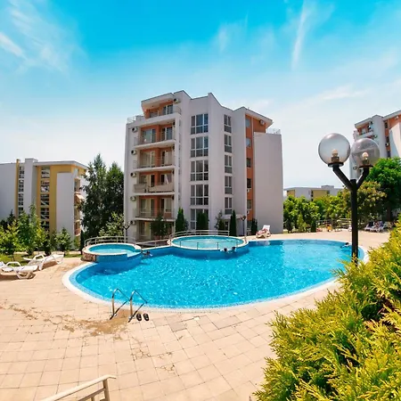 Апартаменты Imperial Club