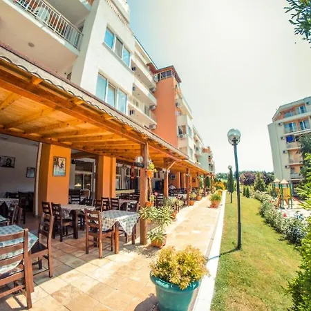 Imperial Club Апартаменты *