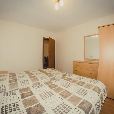 帝国要塞俱乐部公寓式酒店